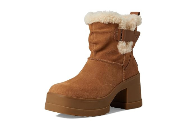 UGG Moxy Pull-on