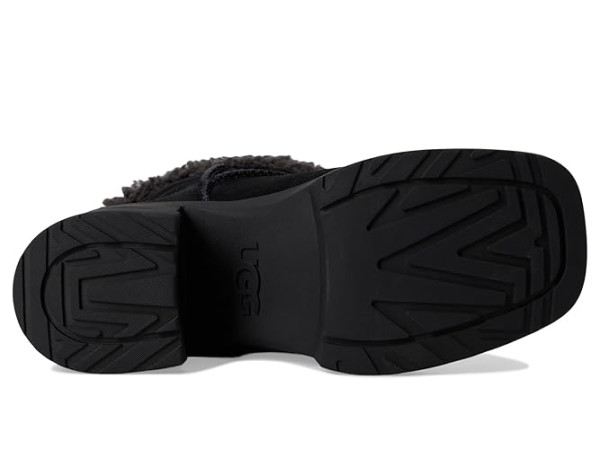 UGG Moxy Pull-on