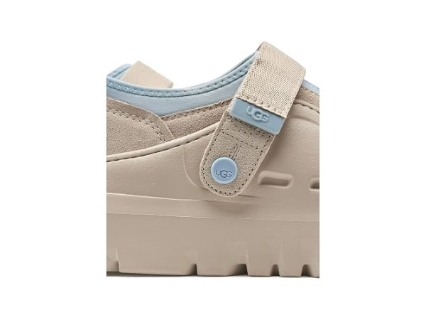 UGG Peakmod Lowcut UGG Peakmod Lowcut