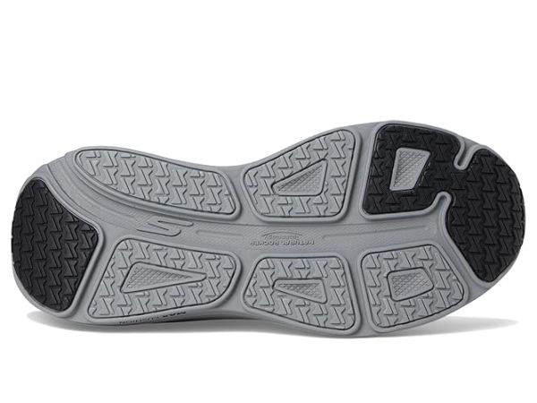 SKECHERS Max Cushioning Endeavour