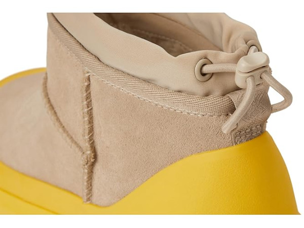 UGG Classic Ultra Mini Weather Hybrid UGG Classic Ultra Mini Weather Hybrid