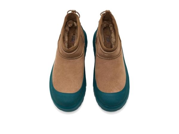 UGG Classic Ultra Mini Weather Hybrid