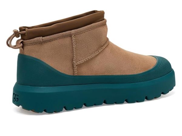 UGG Classic Ultra Mini Weather Hybrid