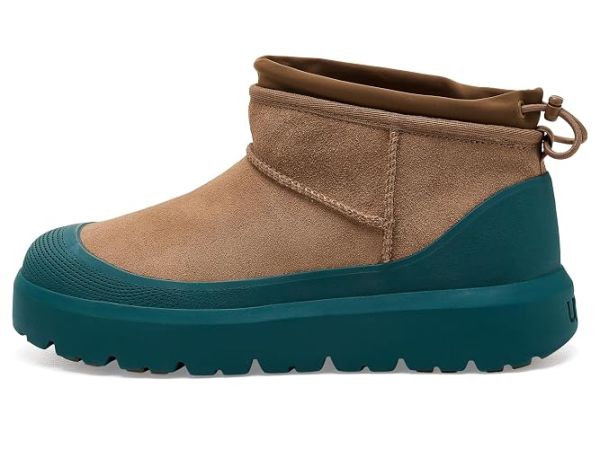 UGG Classic Ultra Mini Weather Hybrid