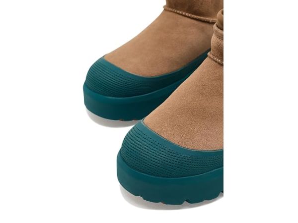 UGG Classic Ultra Mini Weather Hybrid