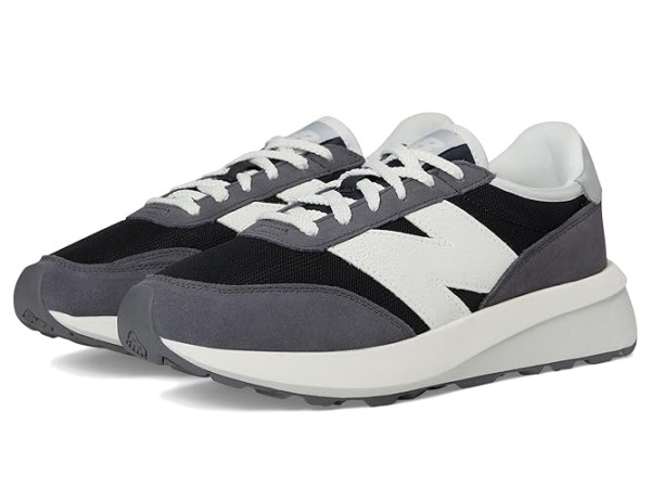 New Balance Classics 370