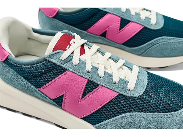 New Balance Classics 370 New Balance Classics 370