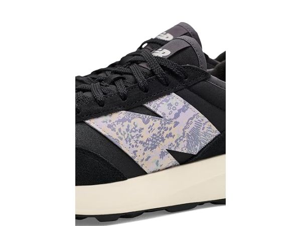 New Balance Classics 370