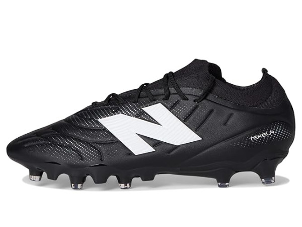 New Balance Tekela Team Low Laced FG V5 Soccer Cleats