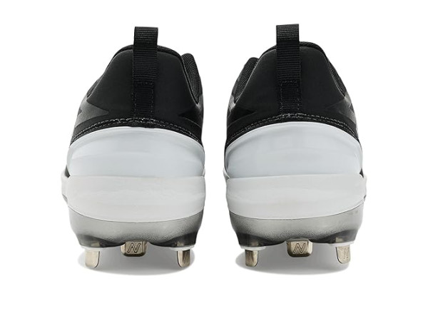 New Balance Fuse V5 Softball Cleats
