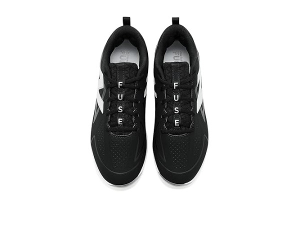 New Balance Fuse V5 Molded Softball Cleats