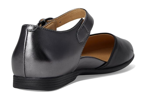 Dansko Liv