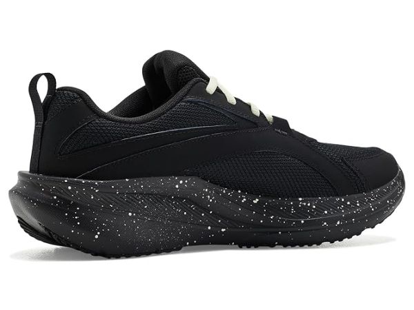 Under Armour Charged Assert 11