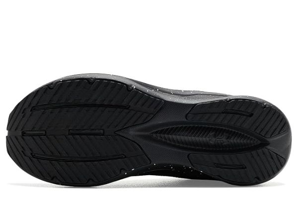 Under Armour Charged Assert 11
