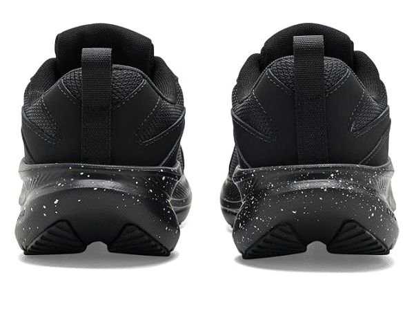Under Armour Charged Assert 11