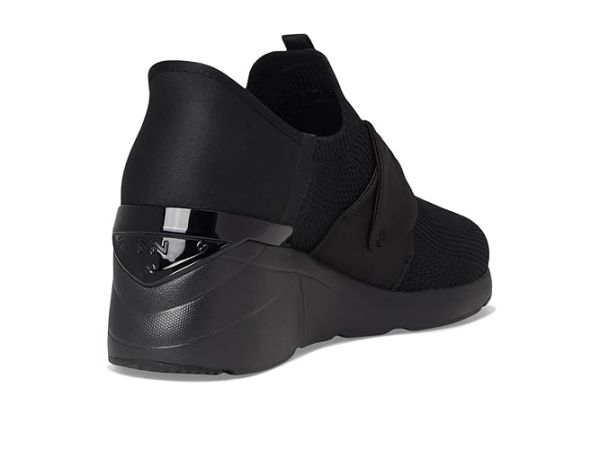 SKECHERS A Wedge - Enzie Hands-Free Slip-Ins SKECHERS A Wedge - Enzie Hands-Free Slip-Ins