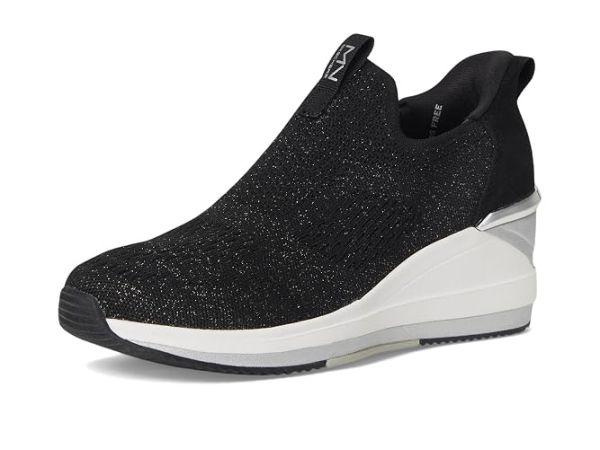 SKECHERS The Triple Wedge