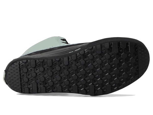 Vans Mte™ Standard Mid Waterproof Vans Mte™ Standard Mid Waterproof