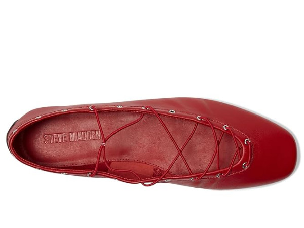 Steve Madden Pointe Steve Madden Pointe