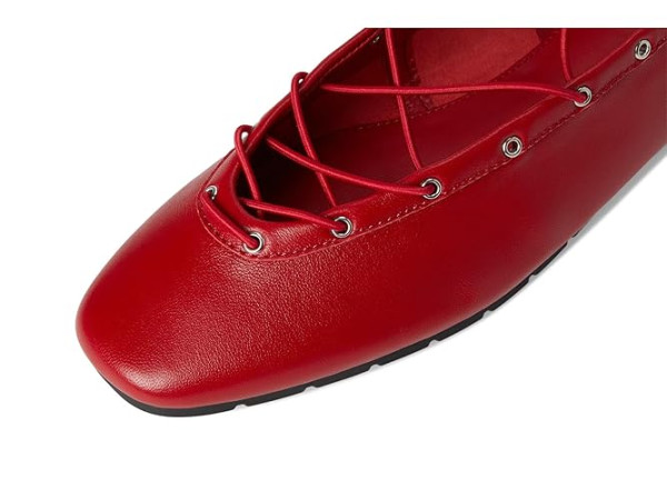 Steve Madden Pointe Steve Madden Pointe