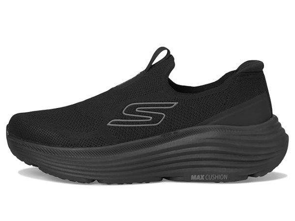 SKECHERS Max Cushioning Endeavour Sarasota
