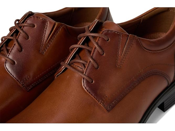 Clarks Steadwell Lace