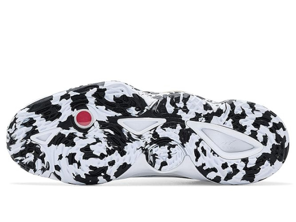 Mizuno Wave Momentum 4 Elite