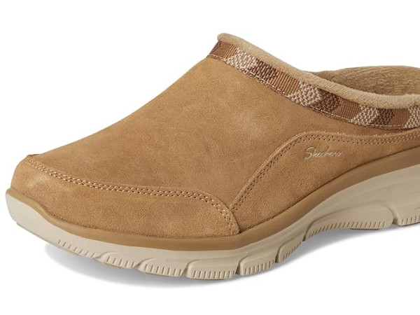 SKECHERS Easy Going - Seasonal Grace SKECHERS Easy Going - Seasonal Grace