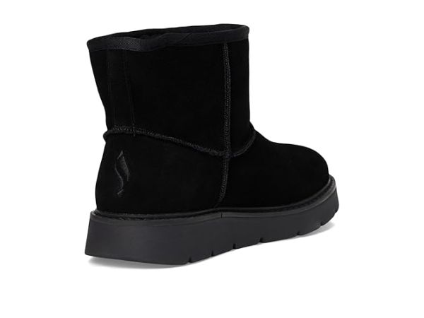 SKECHERS Keepsakes Cozy - Cozy Shorty Hands Free Slip-ins SKECHERS Keepsakes Cozy - Cozy Shorty Hands Free Slip-ins