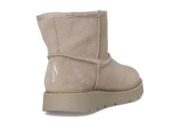 SKECHERS Keepsakes Cozy - Cozy Shorty Hands Free Slip-ins SKECHERS Keepsakes Cozy - Cozy Shorty Hands Free Slip-ins