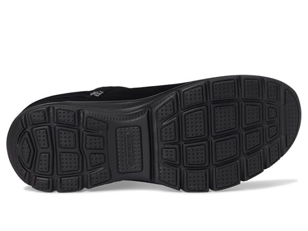 SKECHERS Easy Going - Modern Time Hands Free Slip-Ins