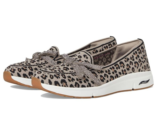 SKECHERS Martha Stewart Arch Fit - Living