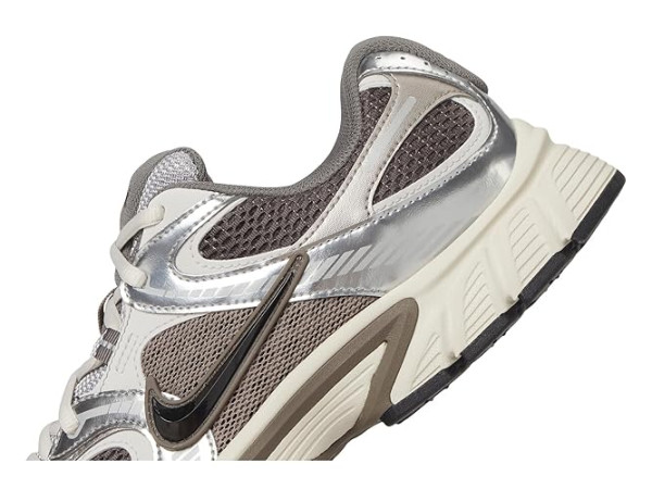 Nike V5 RNR