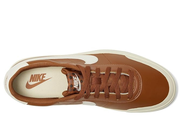 Nike Court Shot