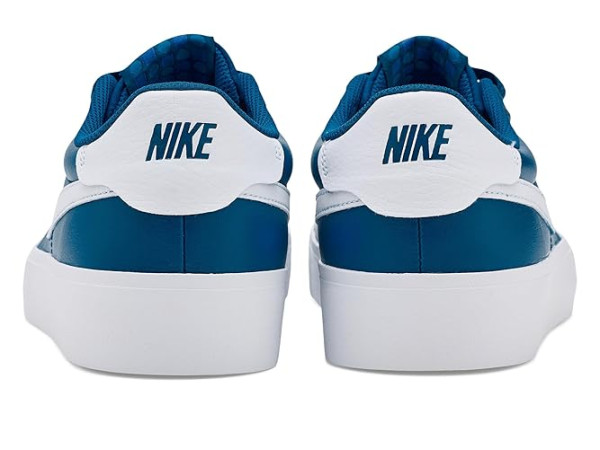 Nike Court Shot