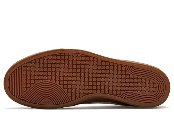 Nike Court Shot