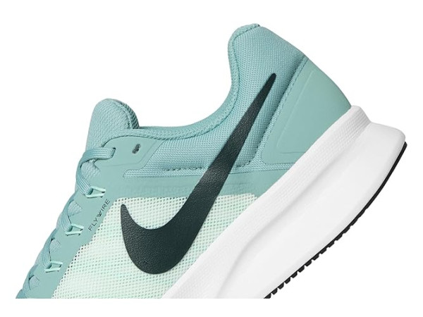 Nike Run Swift 3