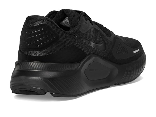 Nike Structure 26