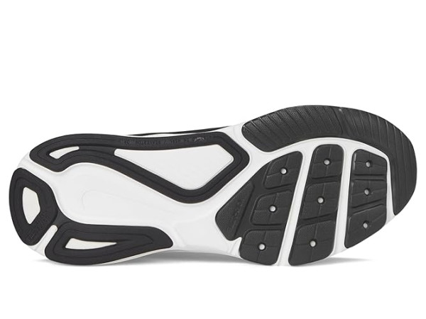 Nike Structure 26