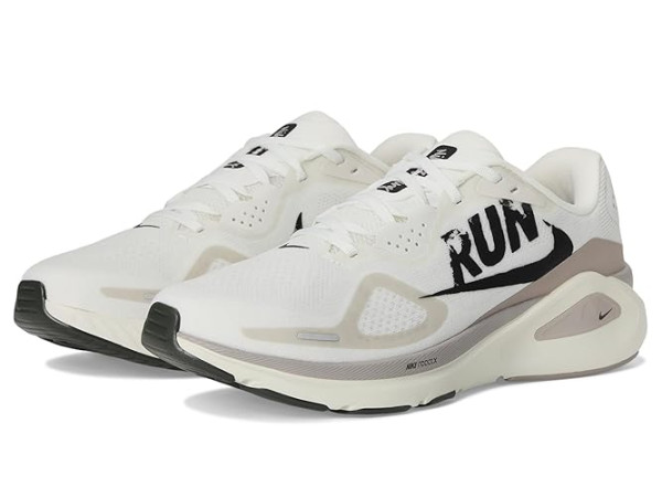 Nike Structure 26