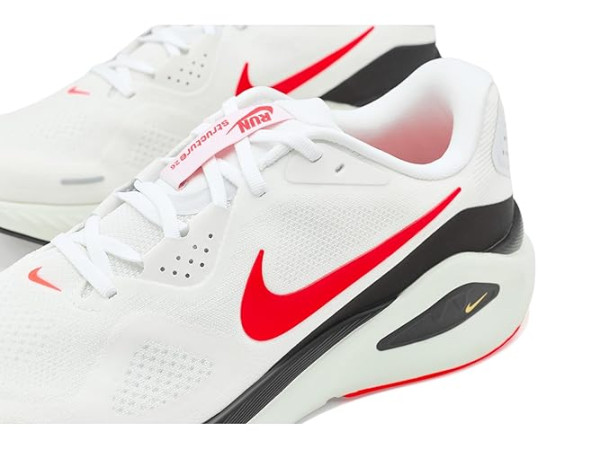 Nike Structure 26