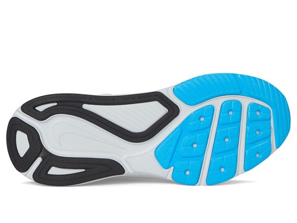 Nike Structure 26