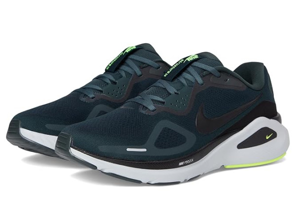 Nike Structure 26