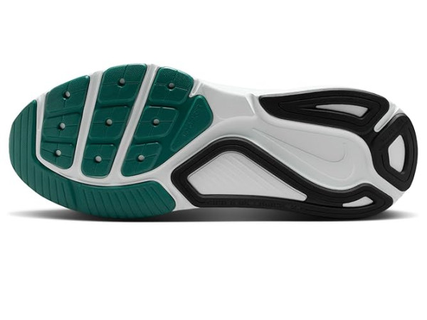 Nike Structure 26