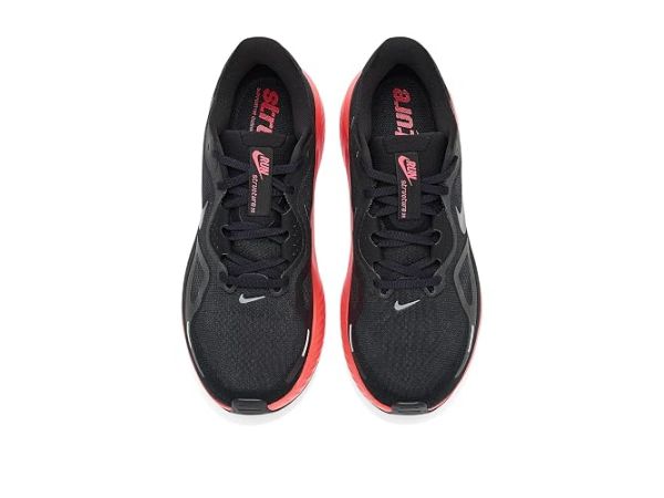 Nike Structure 26
