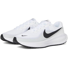 Nike Revolution 8