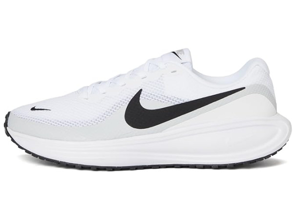 Nike Revolution 8