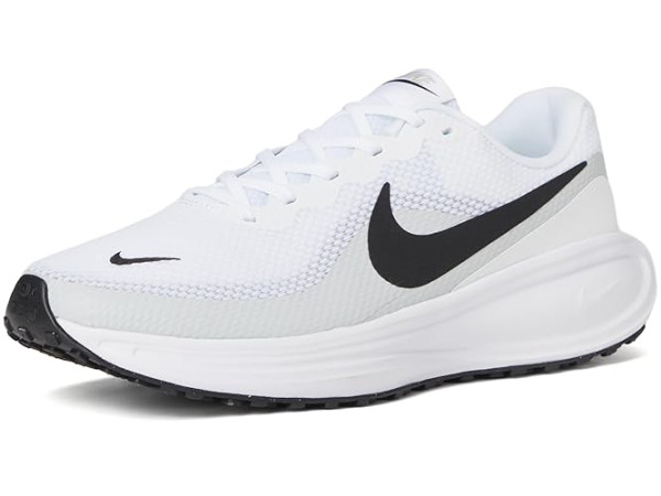 Nike Revolution 8