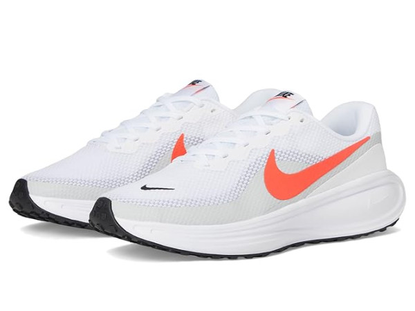 Nike Revolution 8