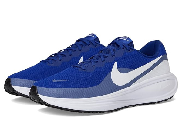 Nike Revolution 8